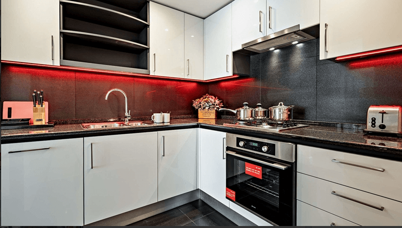 Flat Westferry Circus in Greater London
