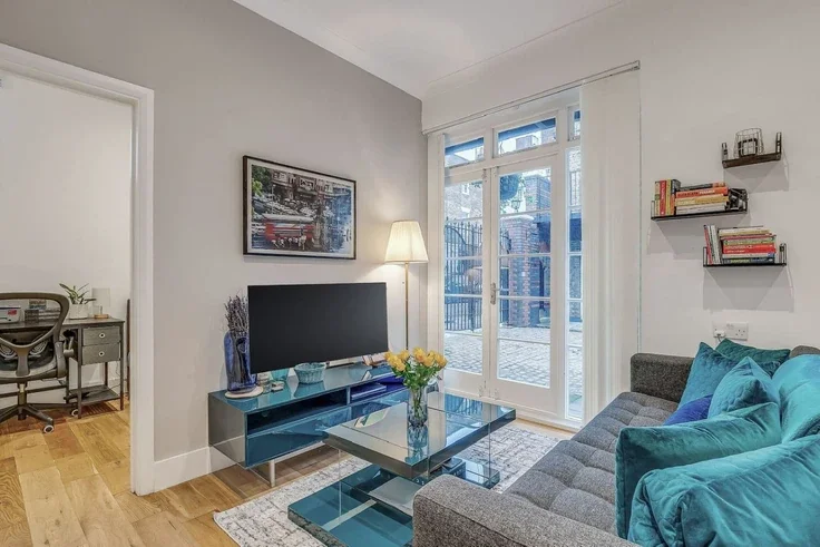 Flat Saint Michael's Street in City of Westminster