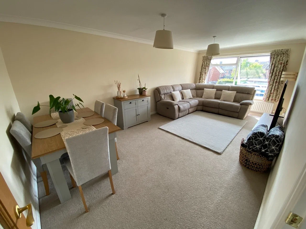 Flat Allen Road in Wimborne Minster