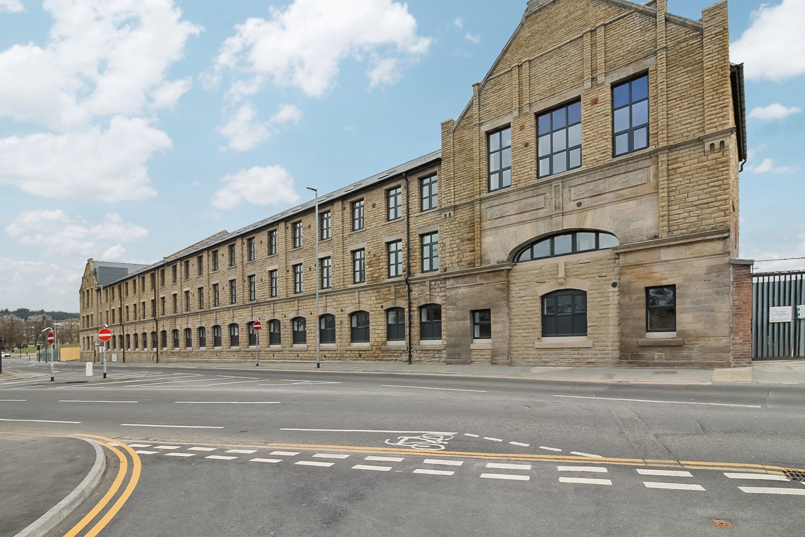 Flat Viaduct Road in Leeds