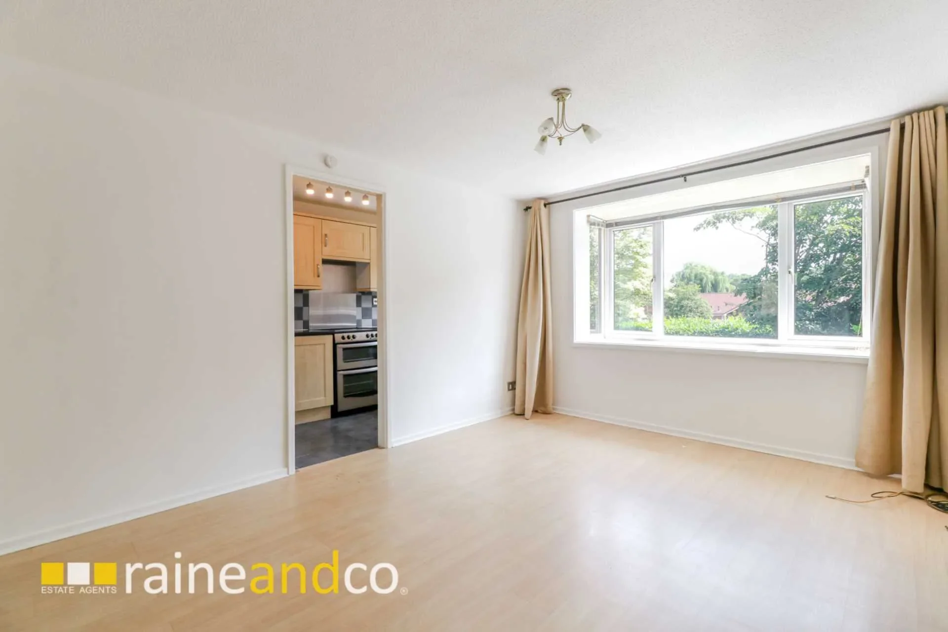 Flat The Paddock in Welwyn Hatfield