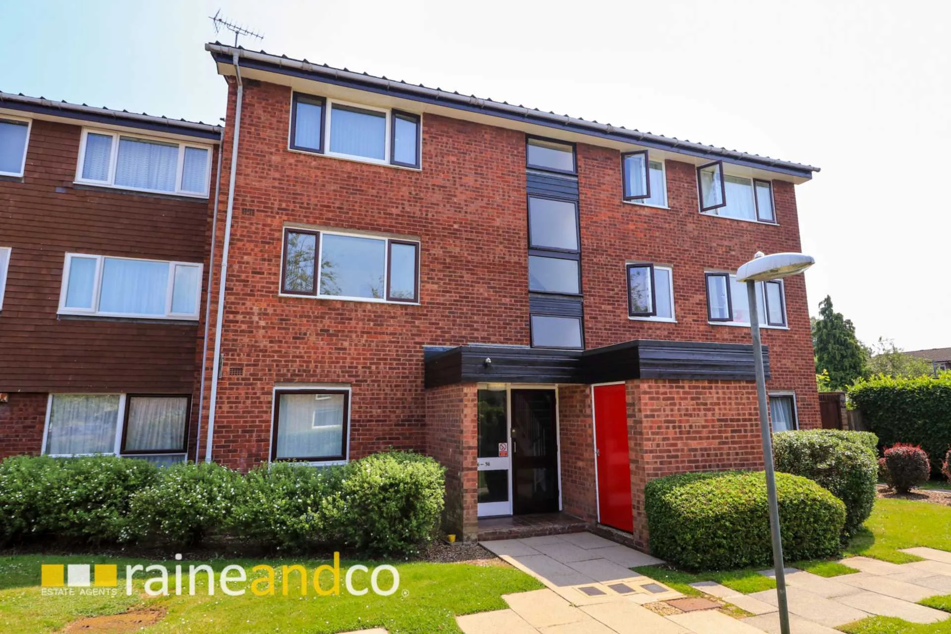 Flat The Paddock in Welwyn Hatfield