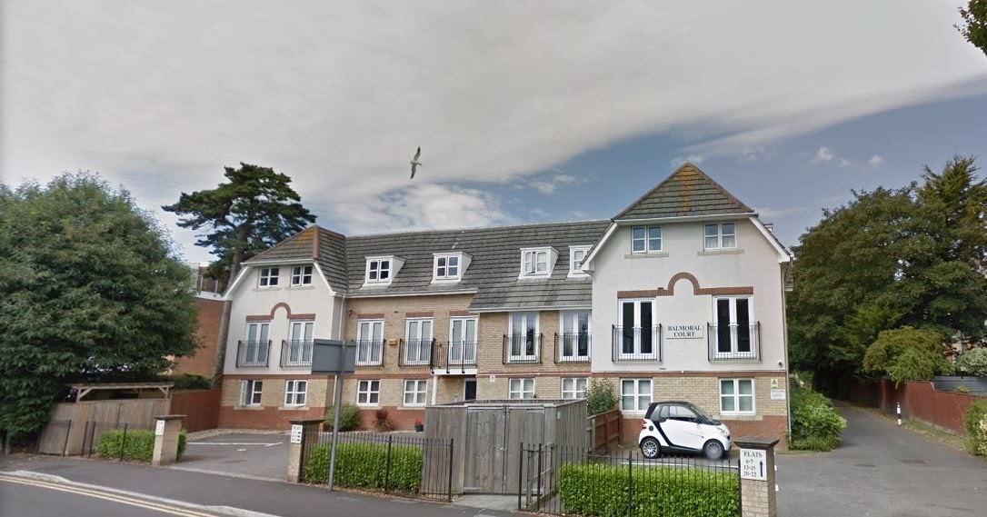 Flat Churchill Road in Bournemouth