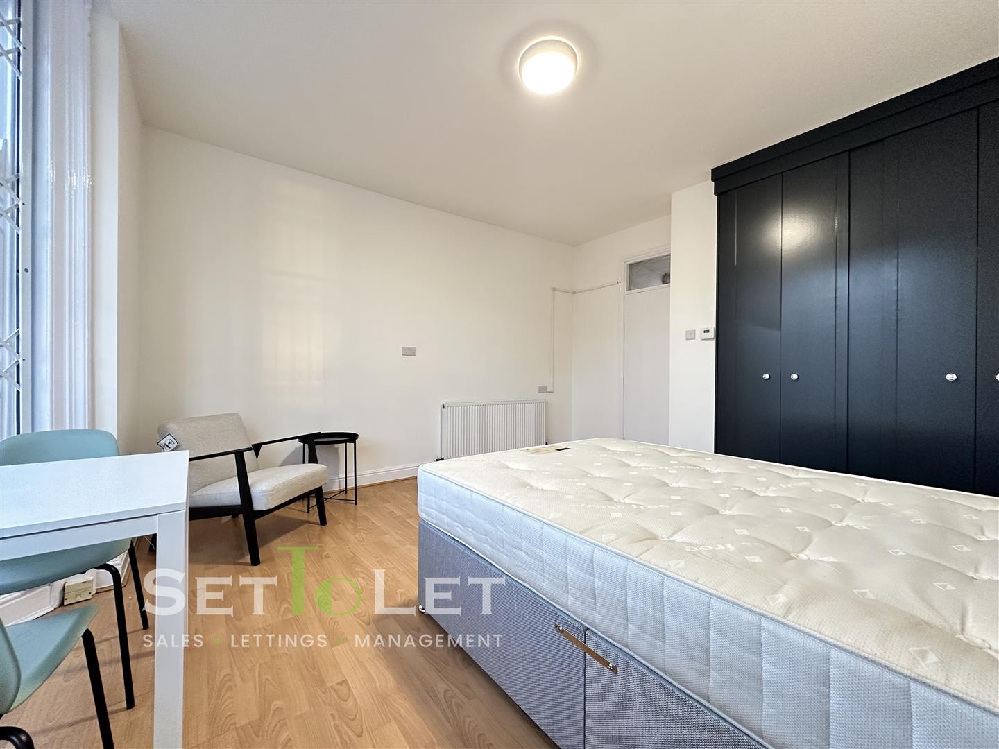 Flat Evington Road in Leicester
