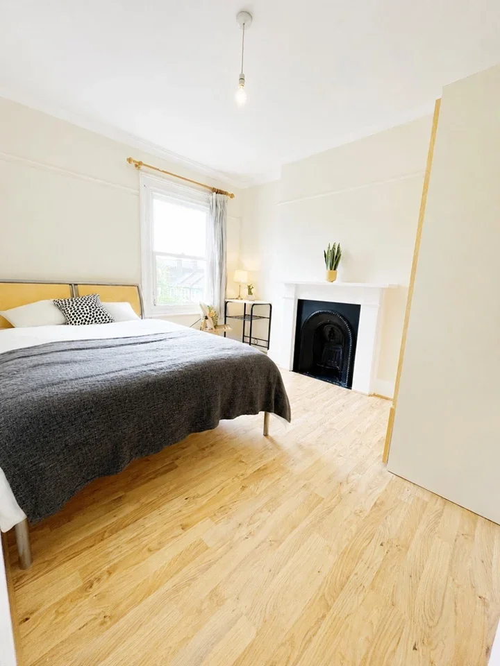 Room Evelyn Street in Greater London