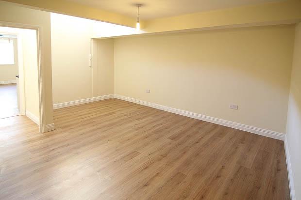 Flat Berkeley Place in Cheltenham