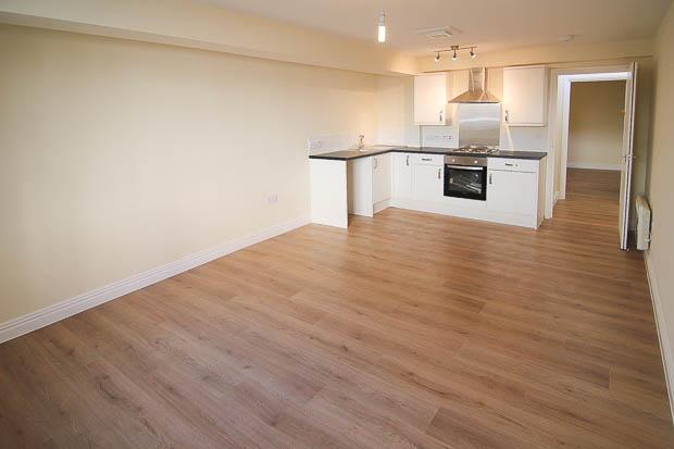 Flat Berkeley Place in Cheltenham