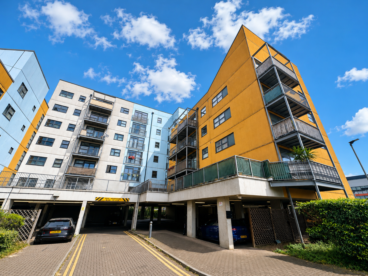 Flat Maltings Close in Greater London