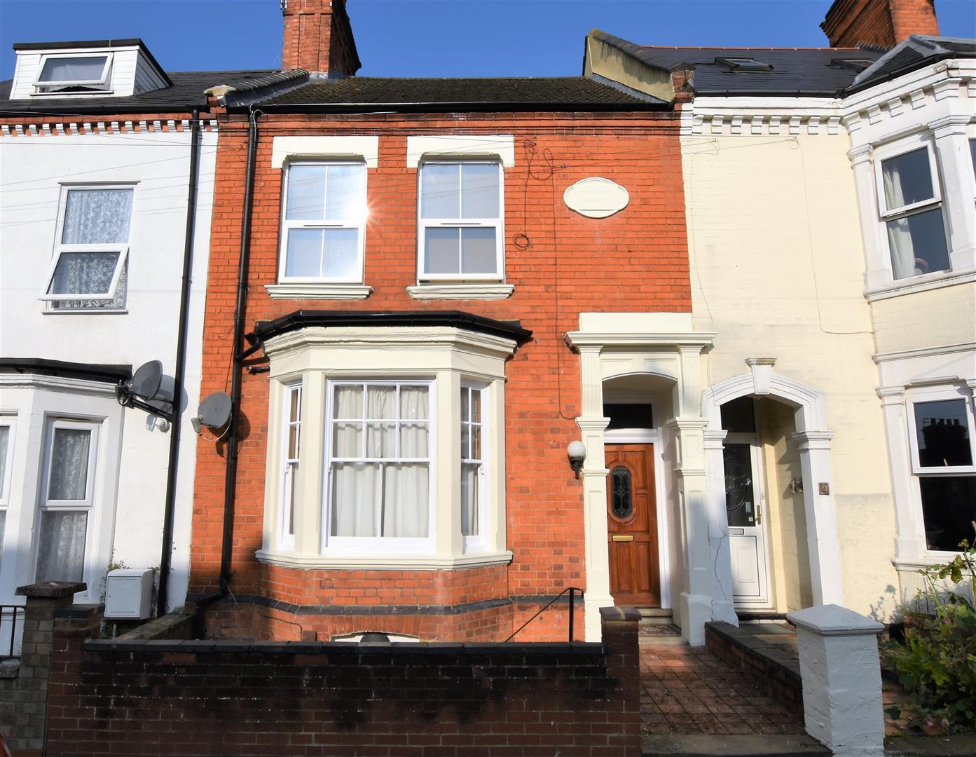 Room Abington Avenue in Northampton