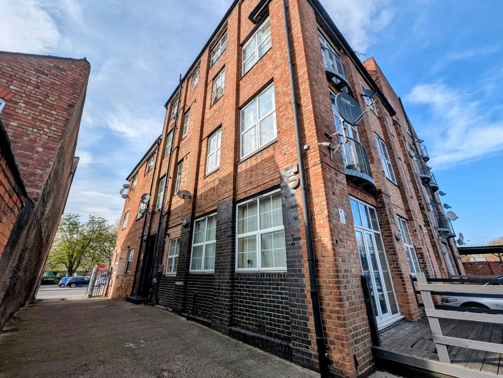 Flat Fosse Road North in Leicester