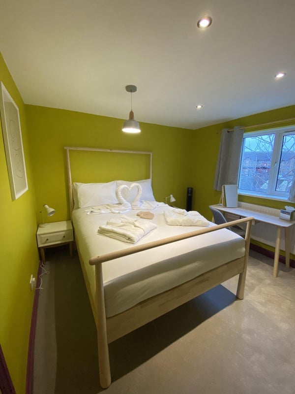 Flat Fitzhamon Embankment in Cardiff