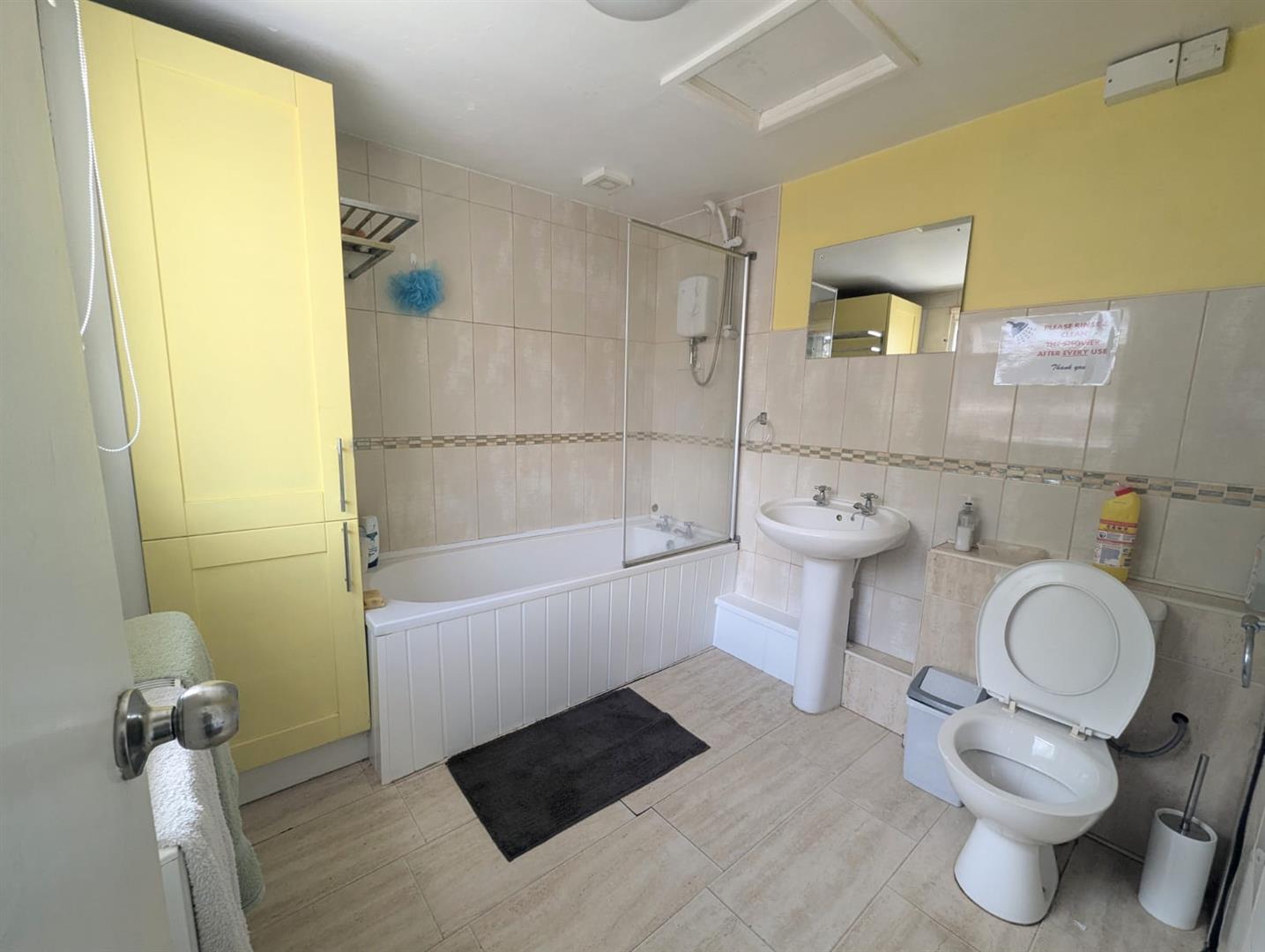 Room Shelton Old Road in Stoke-on-Trent