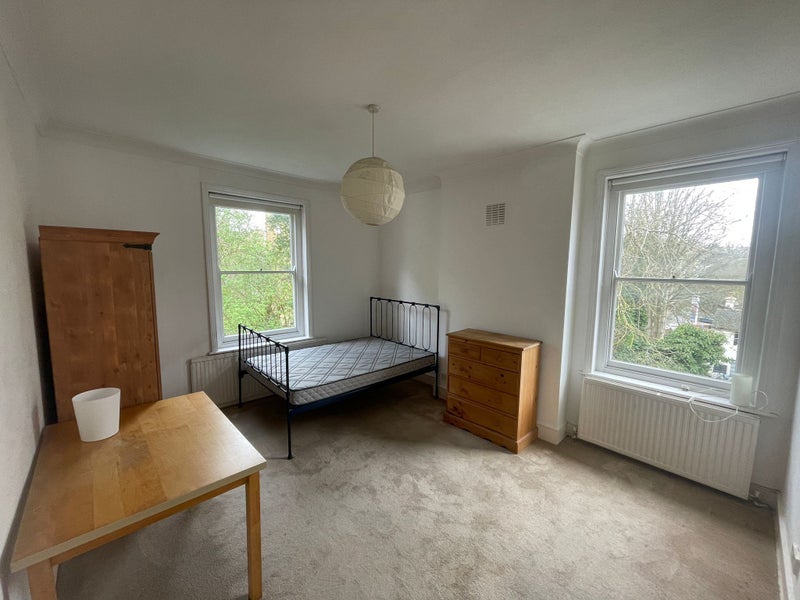 Room Park Hill in Greater London