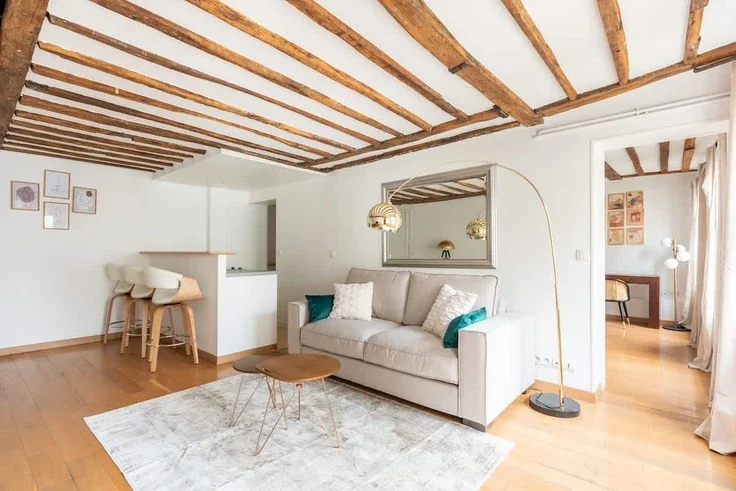 Appartement Rue des Saints-Pères à Paris