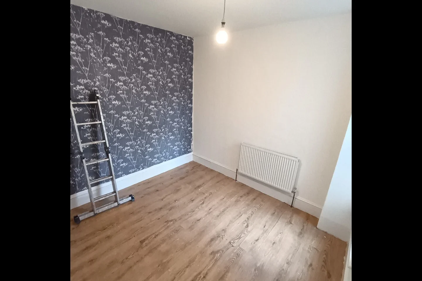Flat Beauchamp Road in Greater London