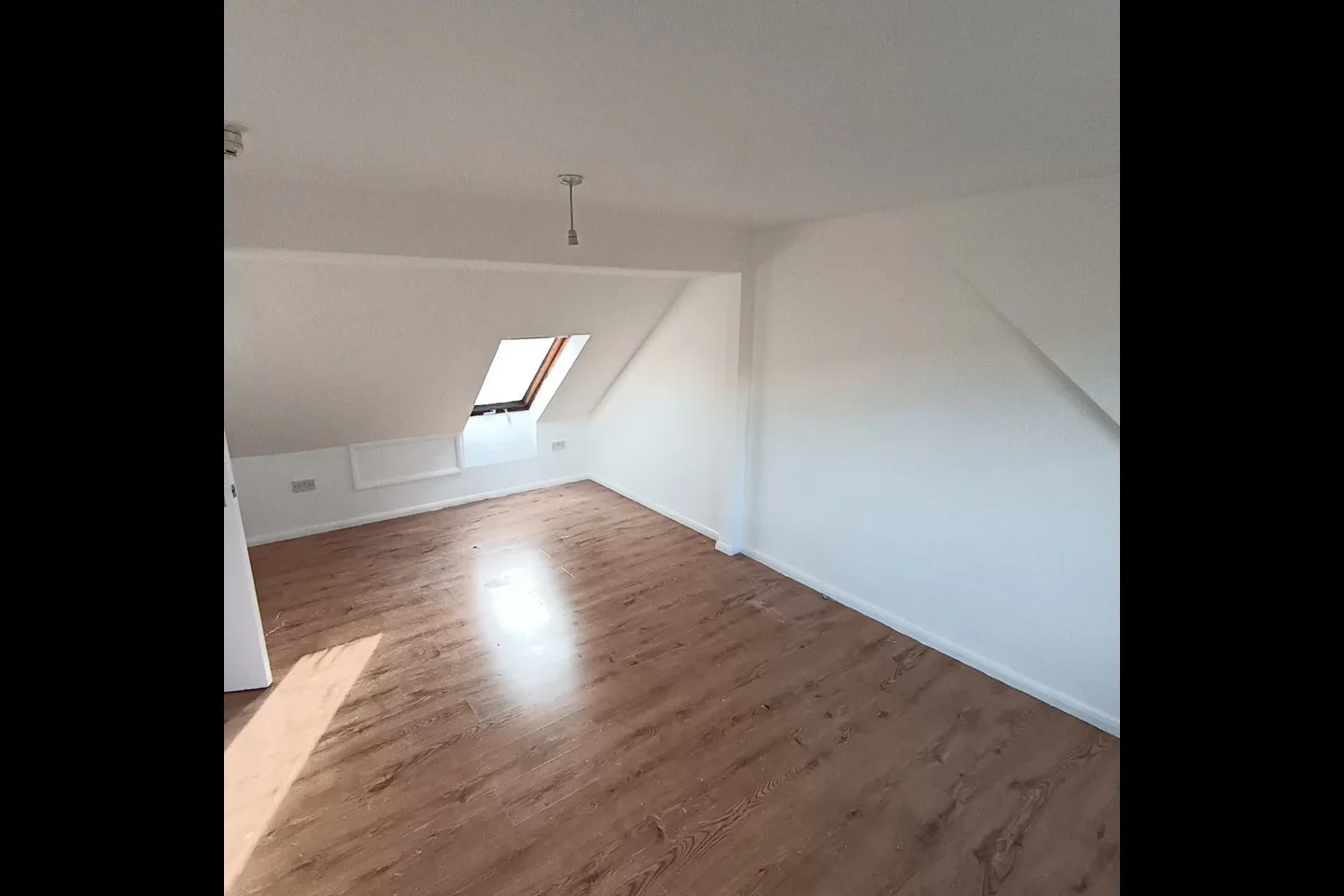 Flat Beauchamp Road in Greater London