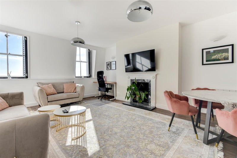 Flat Heene Terrace in Worthing