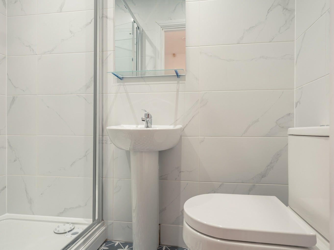 Flat Eslington Terrace in Newcastle upon Tyne