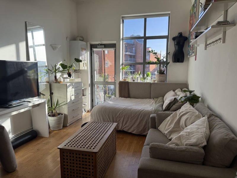 Flat Hornsey Street in Greater London