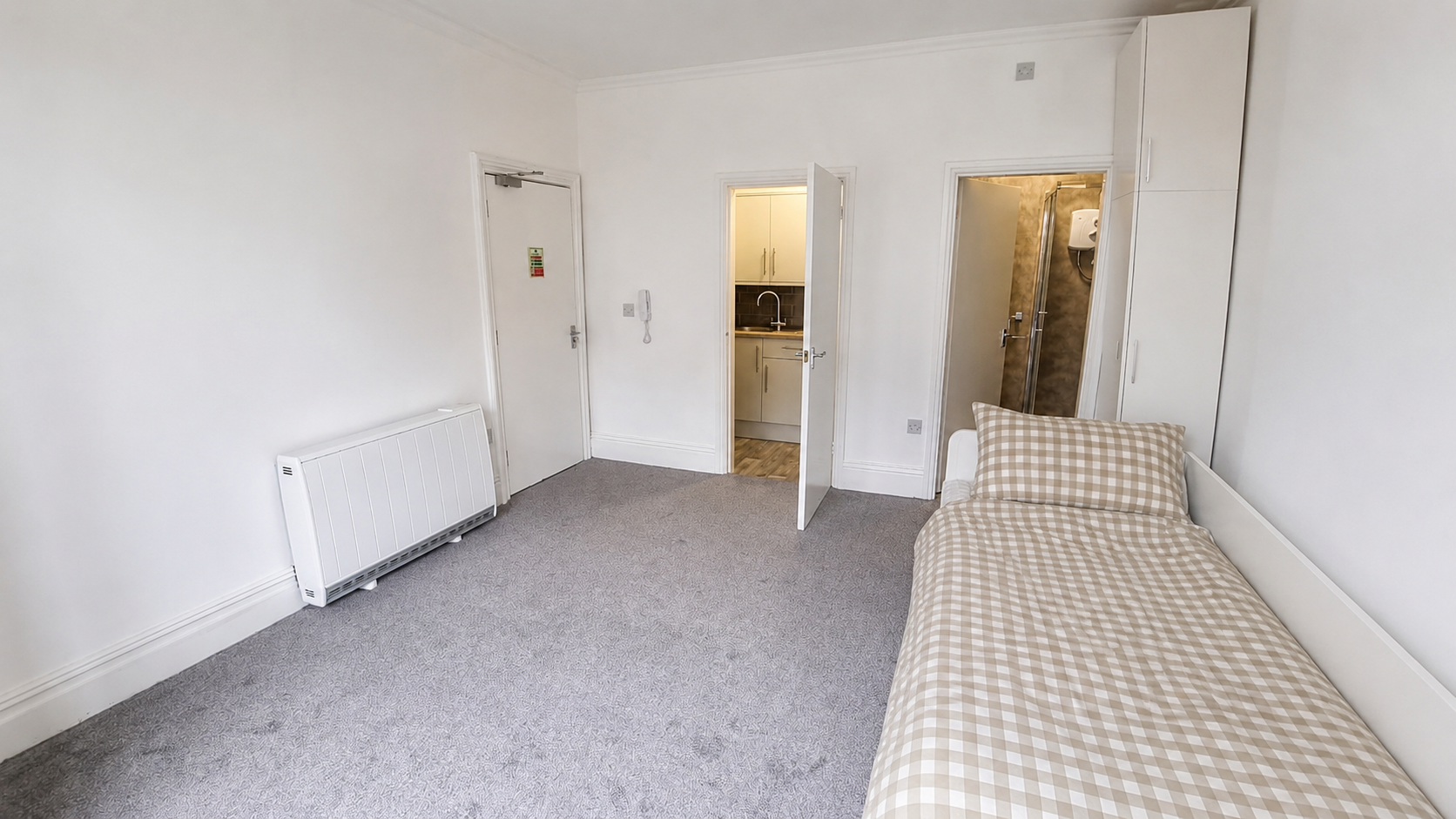 Flat Bingham Road in Nottingham