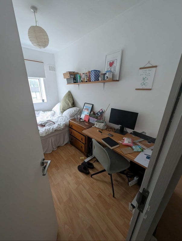 Room St. Pancras Way in Greater London