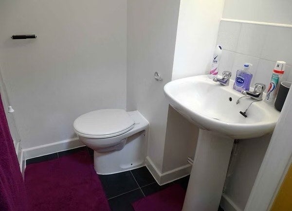 Flat Ladywell Street in Preston