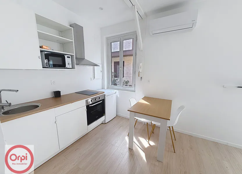 Flat Rue Jean Jaurès in Pau