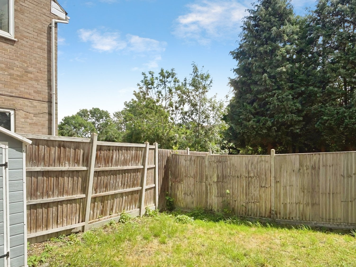 Flat Caerleon Close in Greater London
