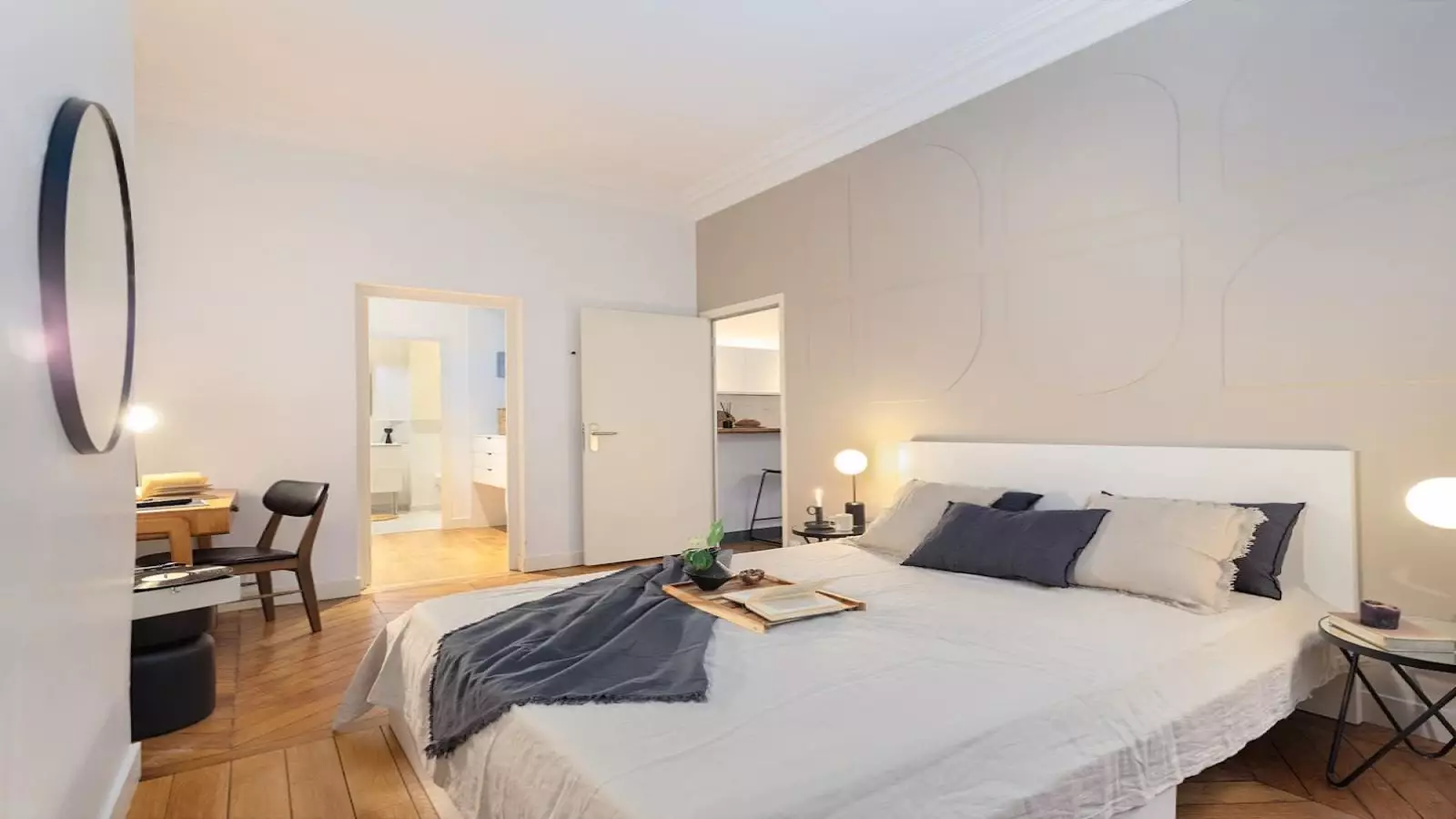 Appartement Rue de Verneuil à Paris