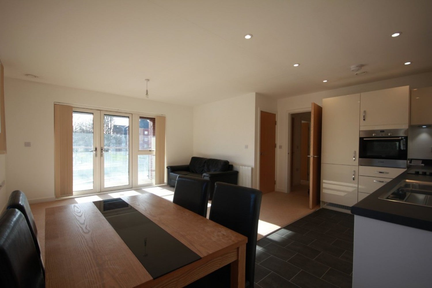Flat Windrush Grove in Birmingham
