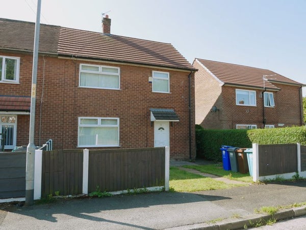 Flat Tetbury Road in Manchester
