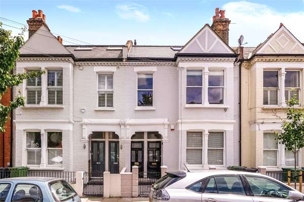 Flat Wardo Avenue in Greater London