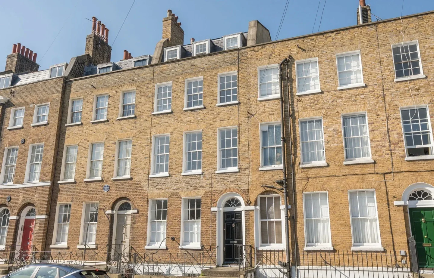 House Surrey Square in Greater London