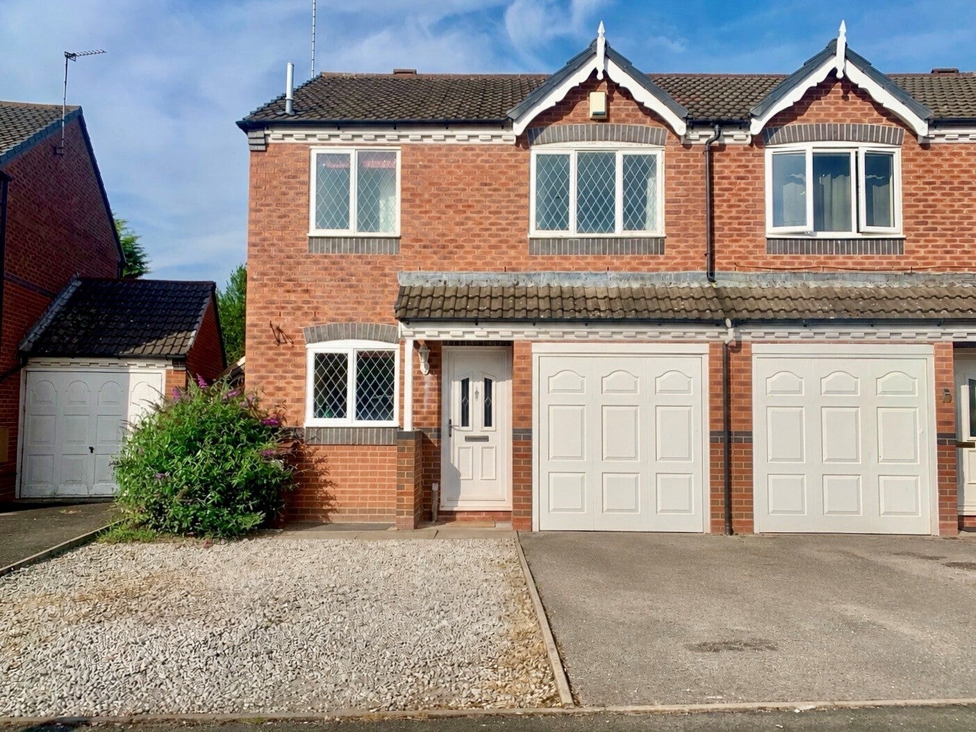 Flat Edwards Drive in Stafford