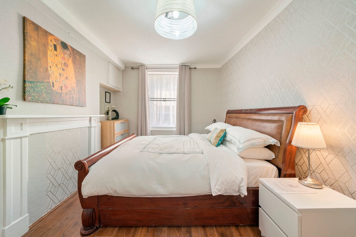Flat Gloucester Place in City of Westminster
