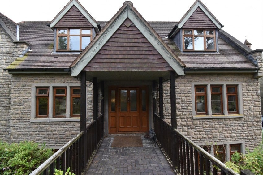 House Sandy Lane in Warwick