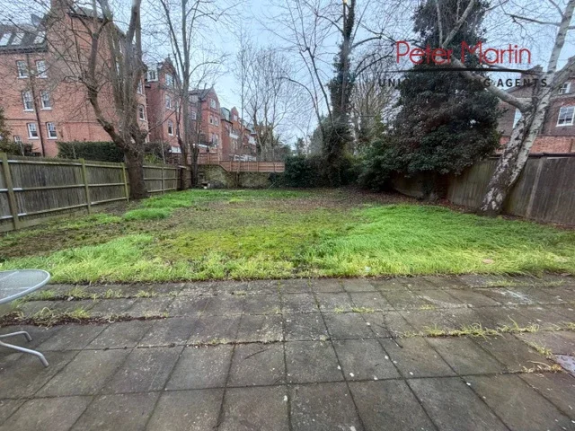 Flat Portsdown Mews in Greater London