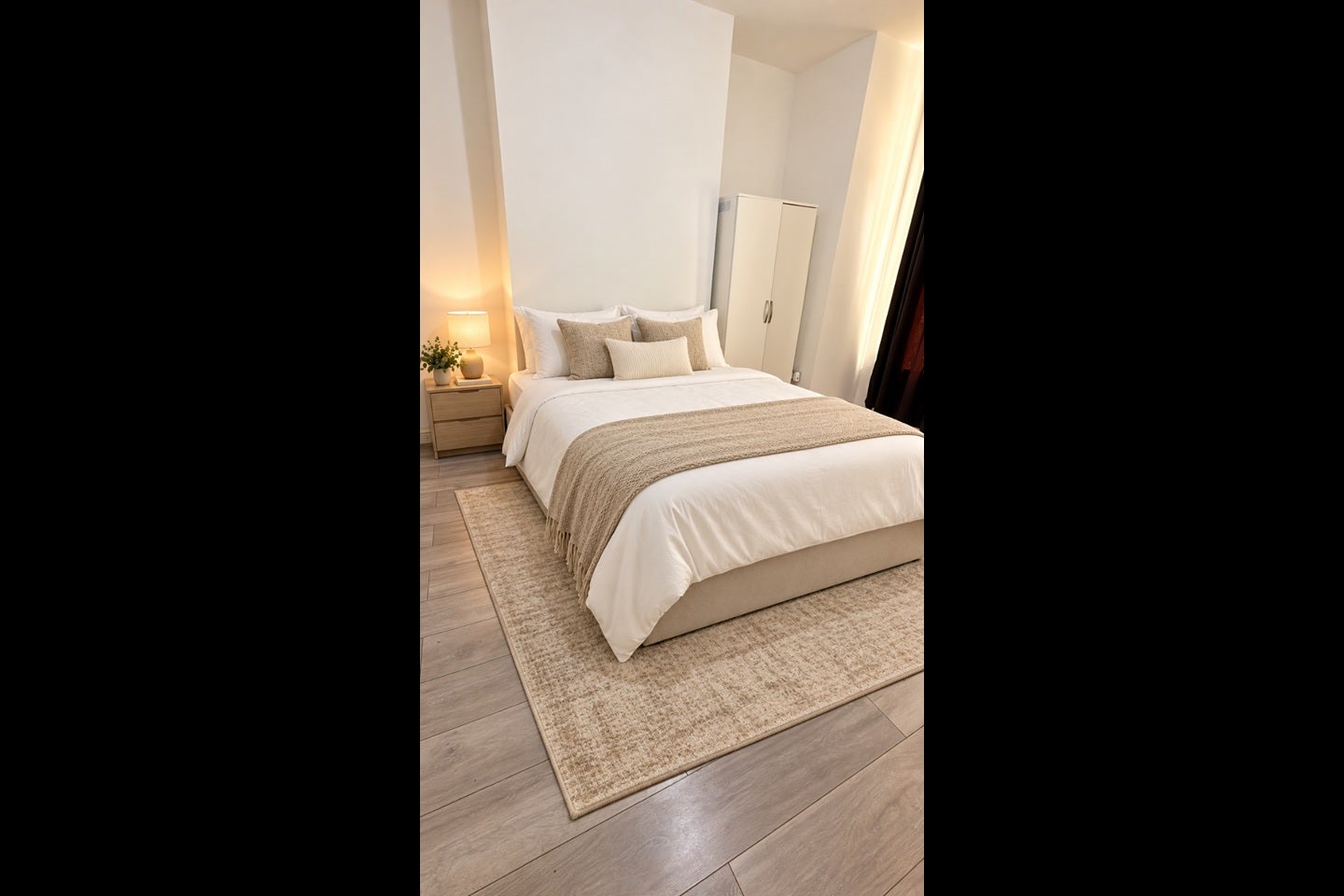 Room Eversleigh Road in Greater London