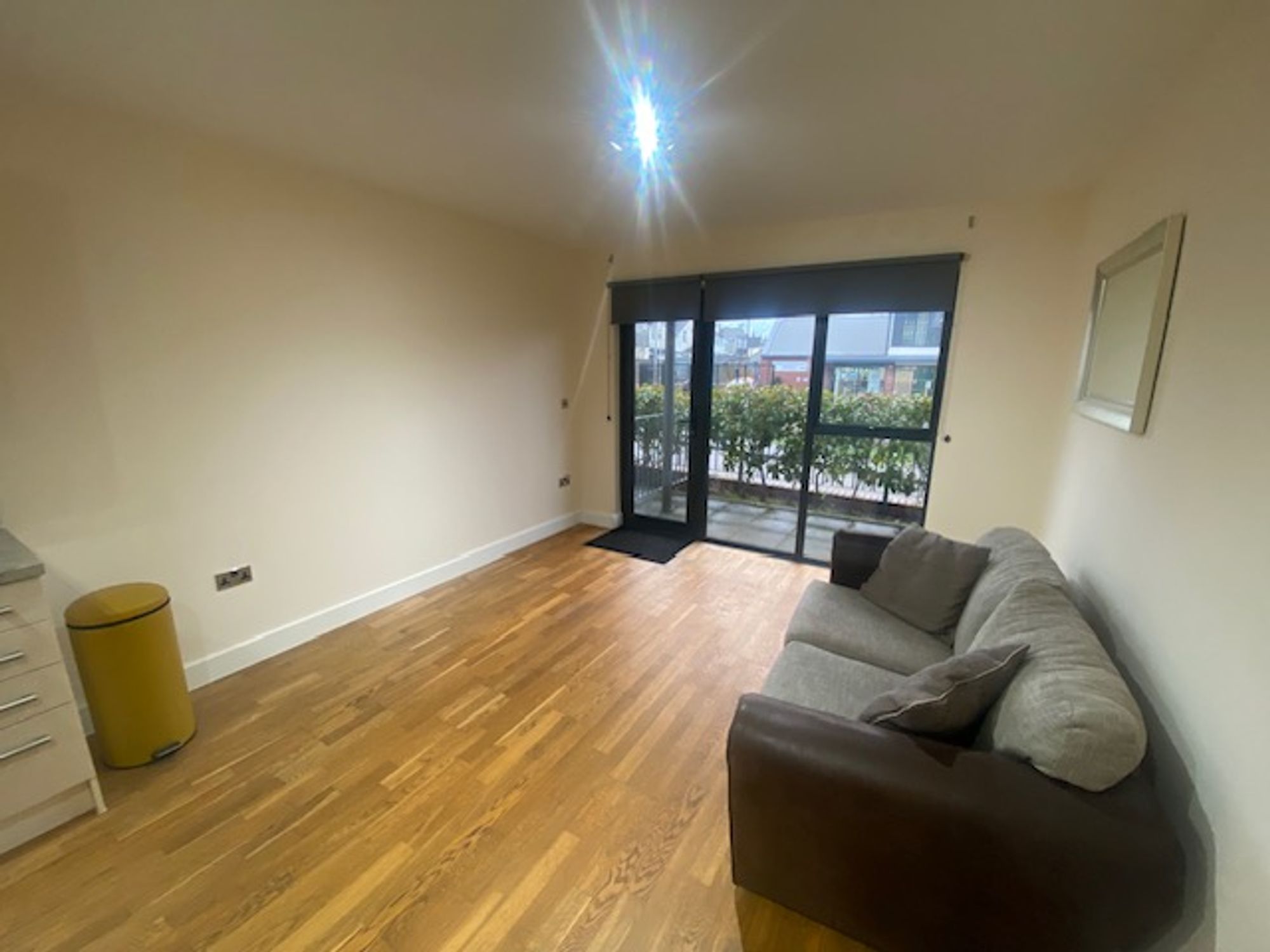 Flat Sachville Avenue in Cardiff