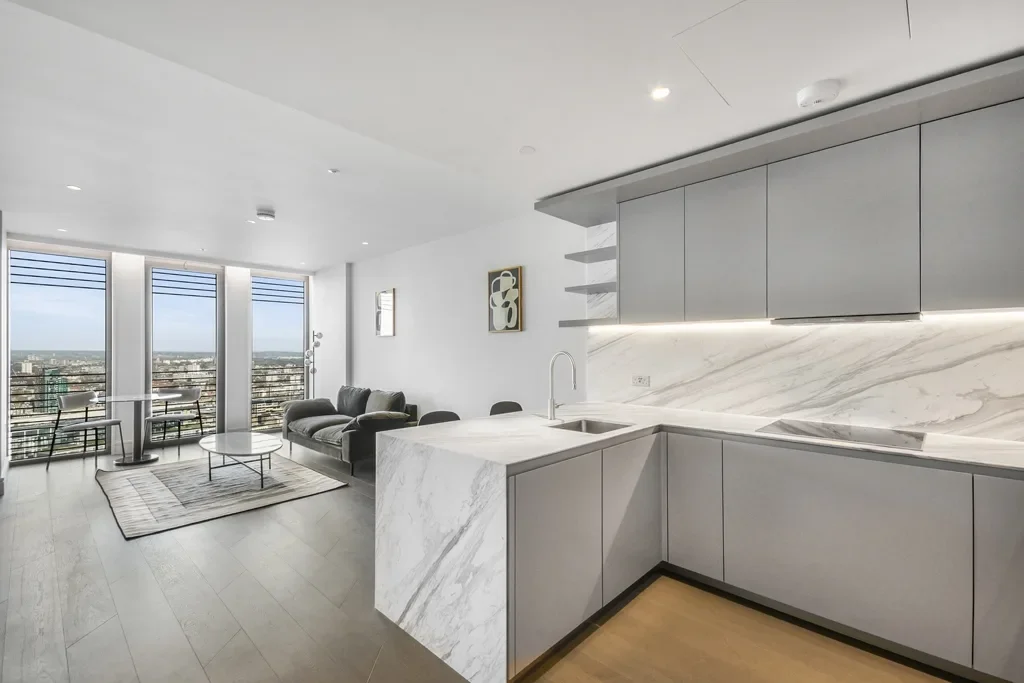 Flat Bishopsgate in City of London