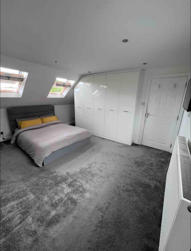 Room Northgate Road in Crawley