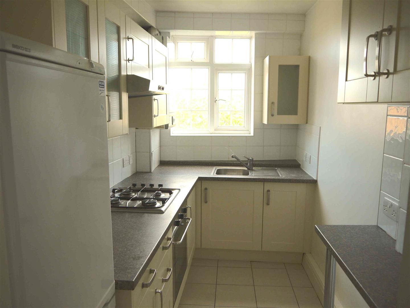 Flat Prince of Wales Close in Greater London