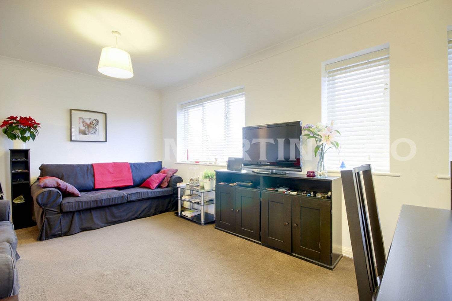 Flat Makepeace Road in Greater London