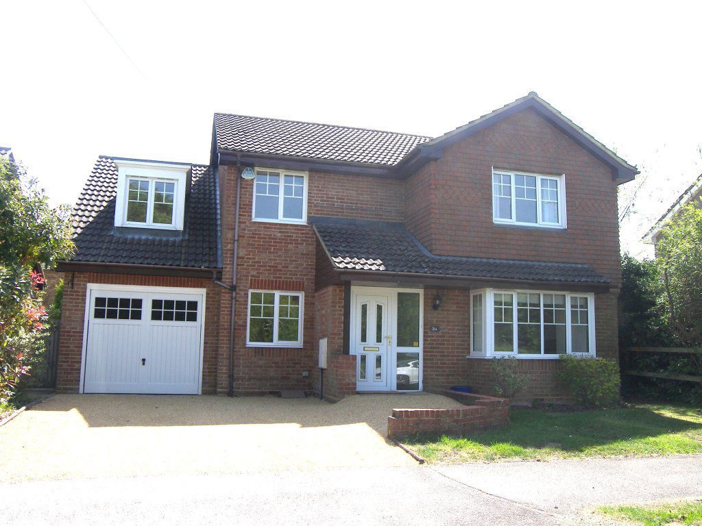 House Spring Grove in Mole Valley