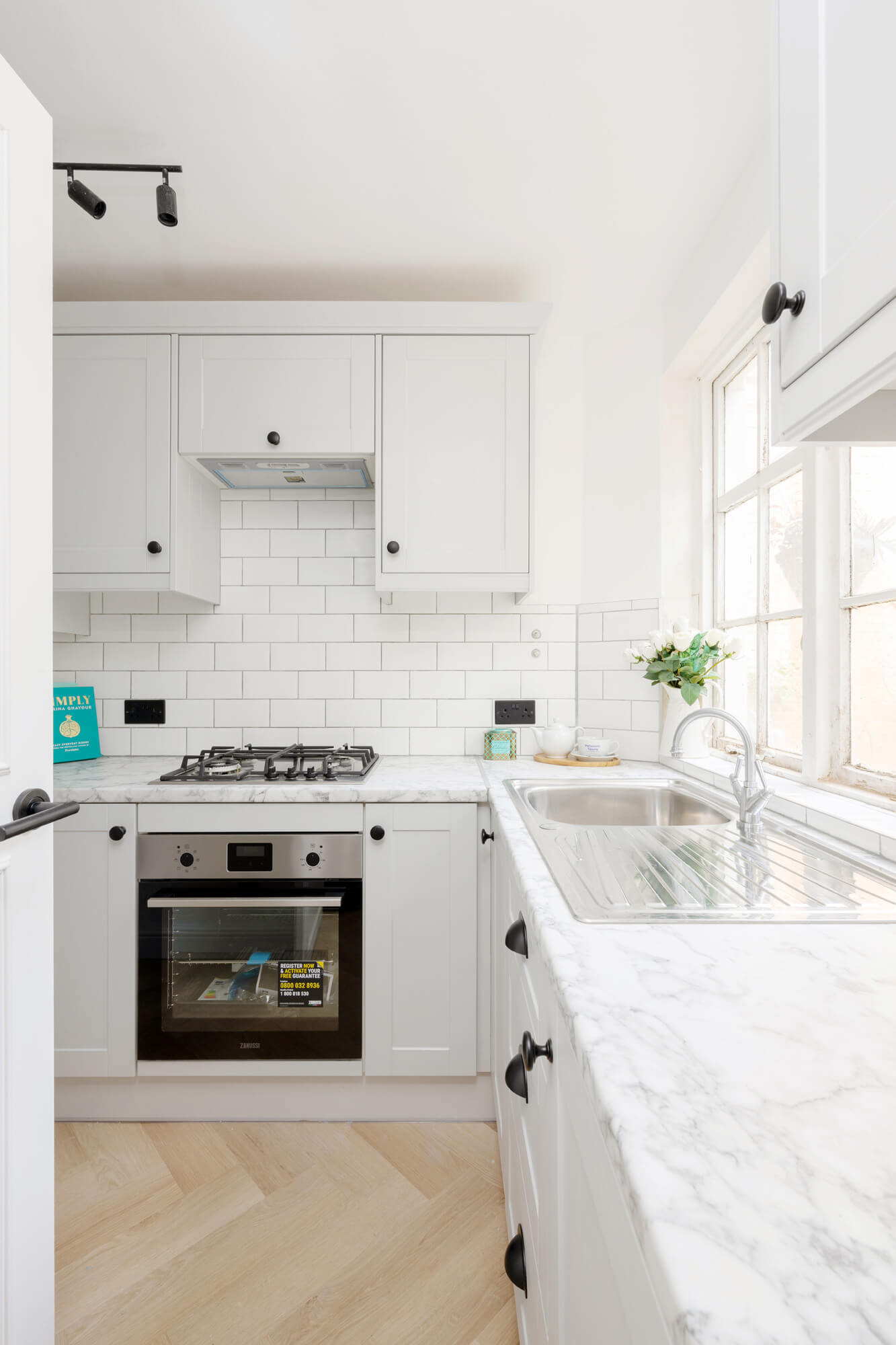 Flat Queen's Terrace in City of Westminster