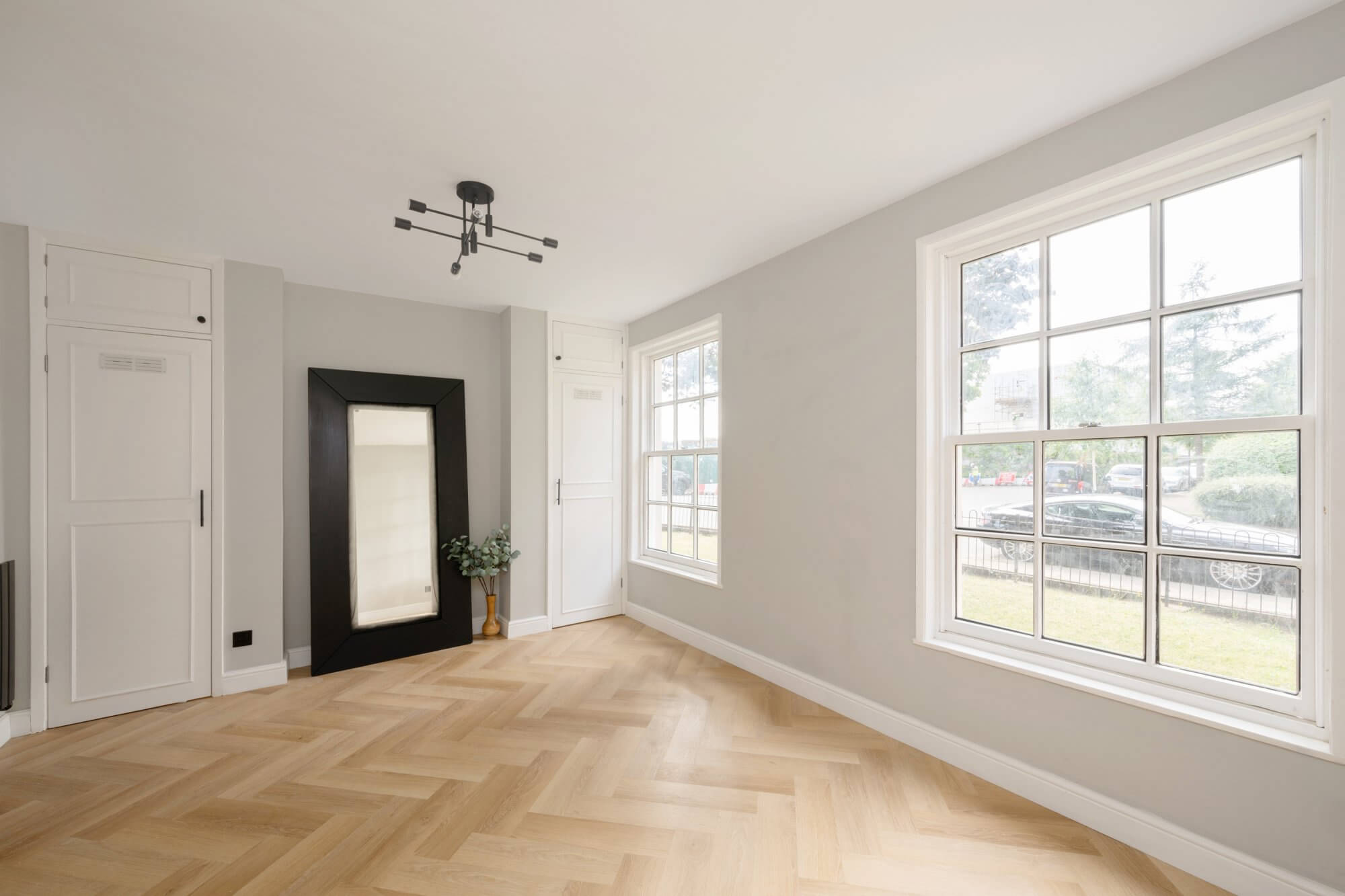 Flat Queen's Terrace in City of Westminster