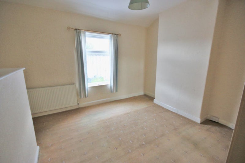 Room St Peters Road in Leicester