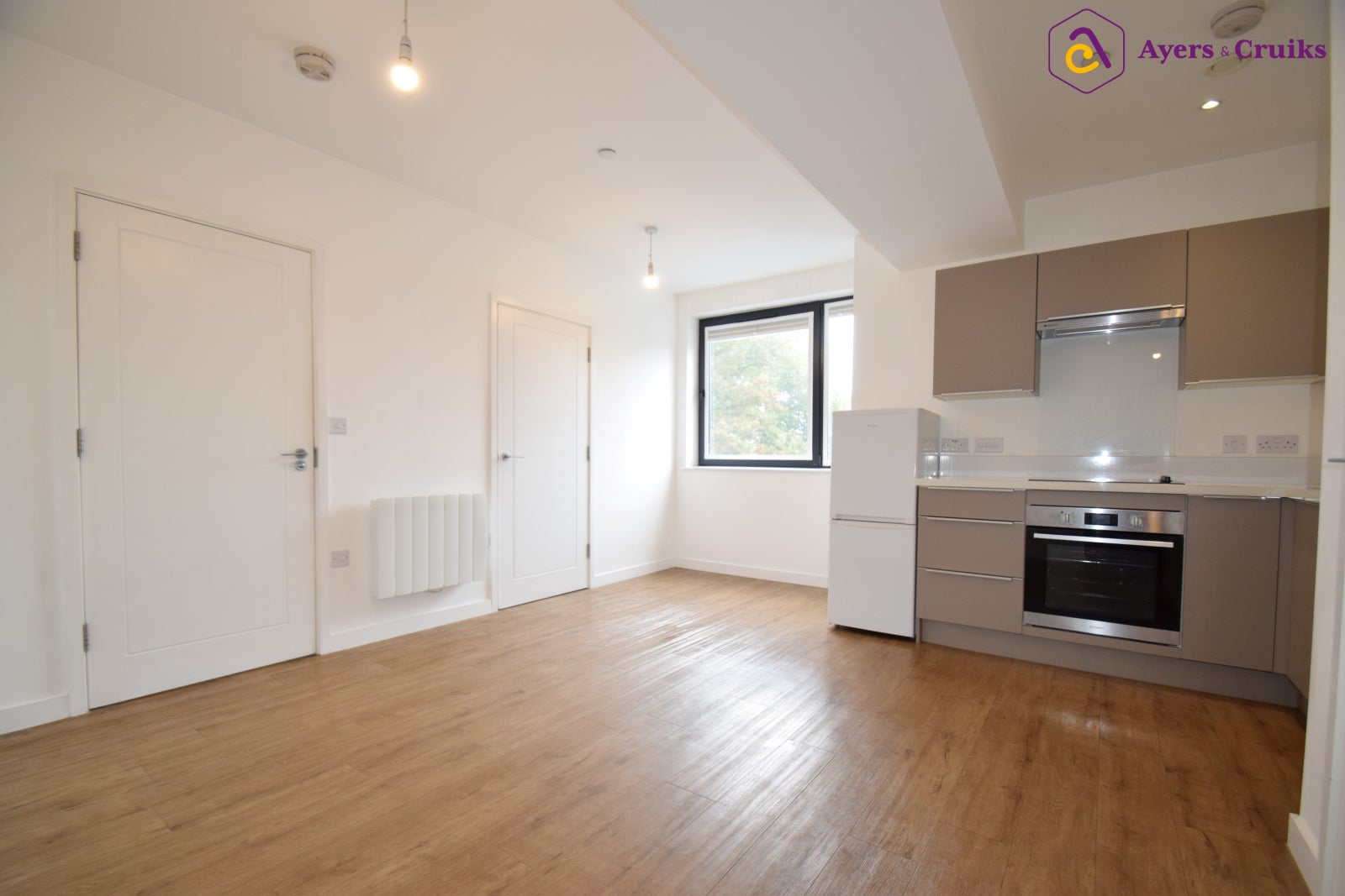 Flat Victoria Avenue in Southend-on-Sea