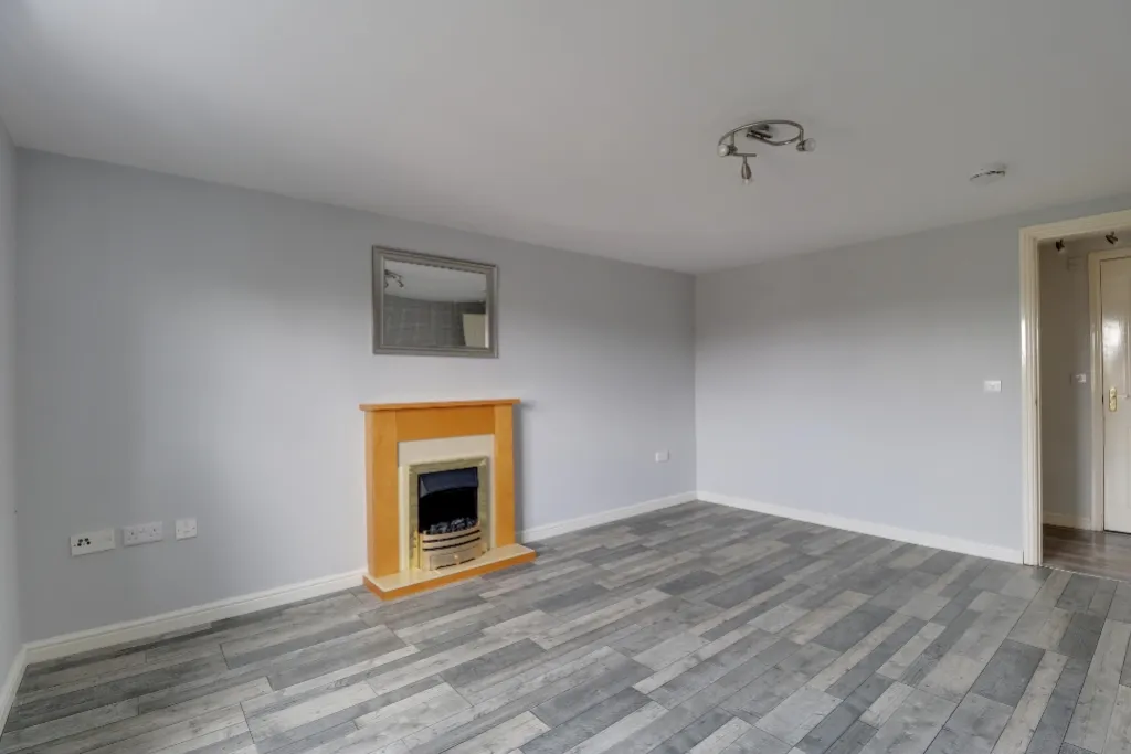 Flat Kilburn End in Oakham