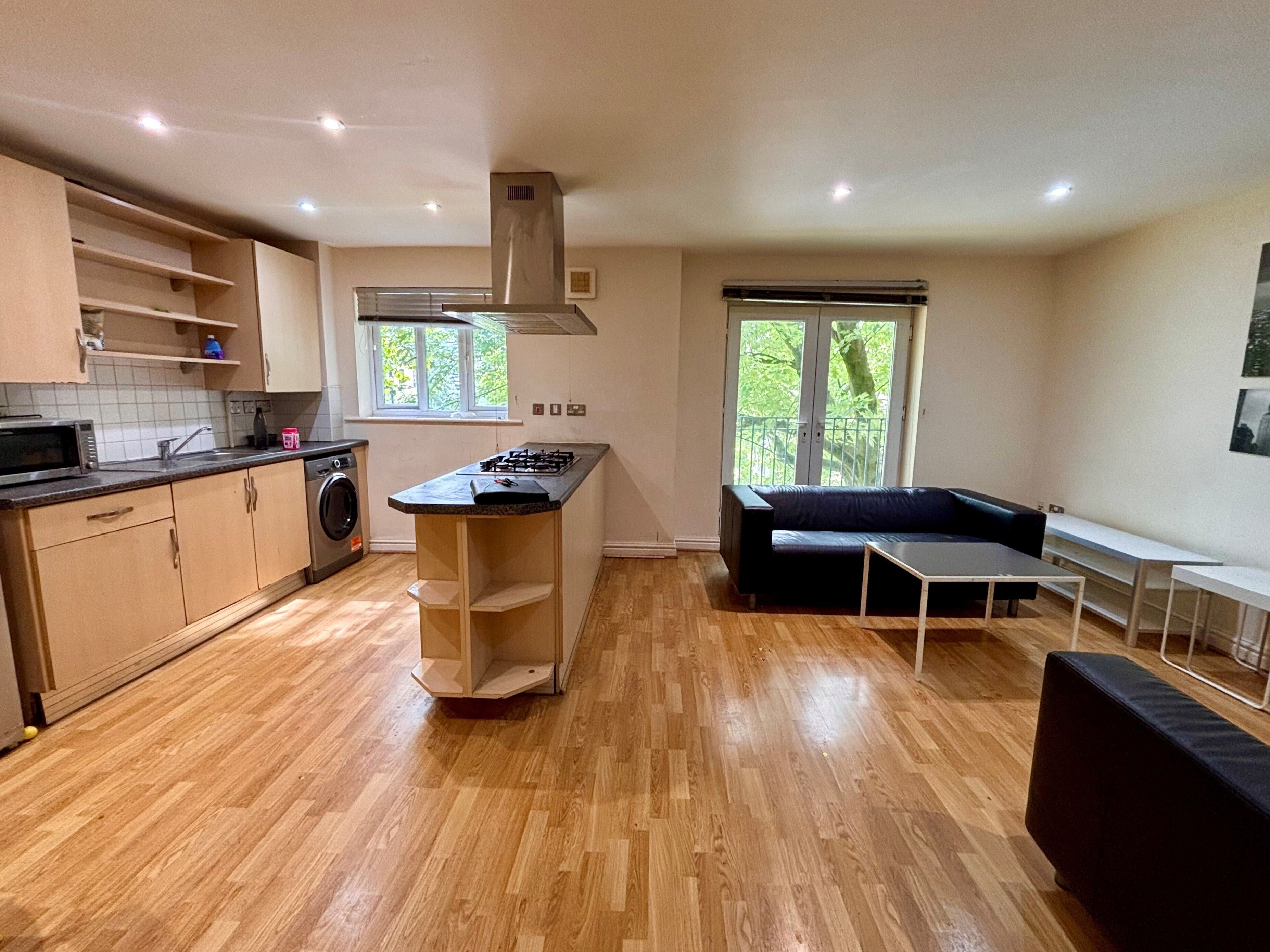 Flat Stretford Road in Manchester